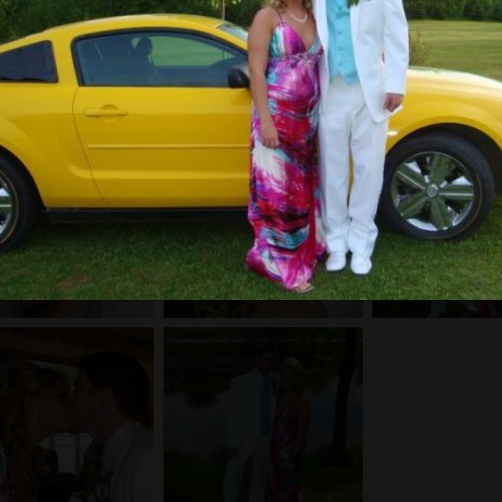 Prom dress - Picture 2 of 5